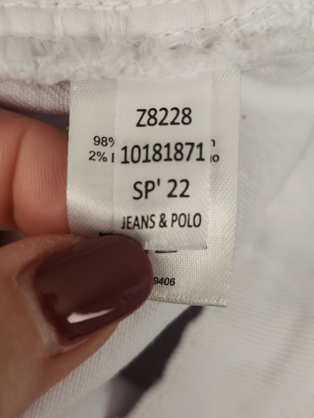 VENUS (Jeans & Polo) Low Rise White Cut Off Denim Shorts, 2" Inseam, 2 - Picture 5 of 7